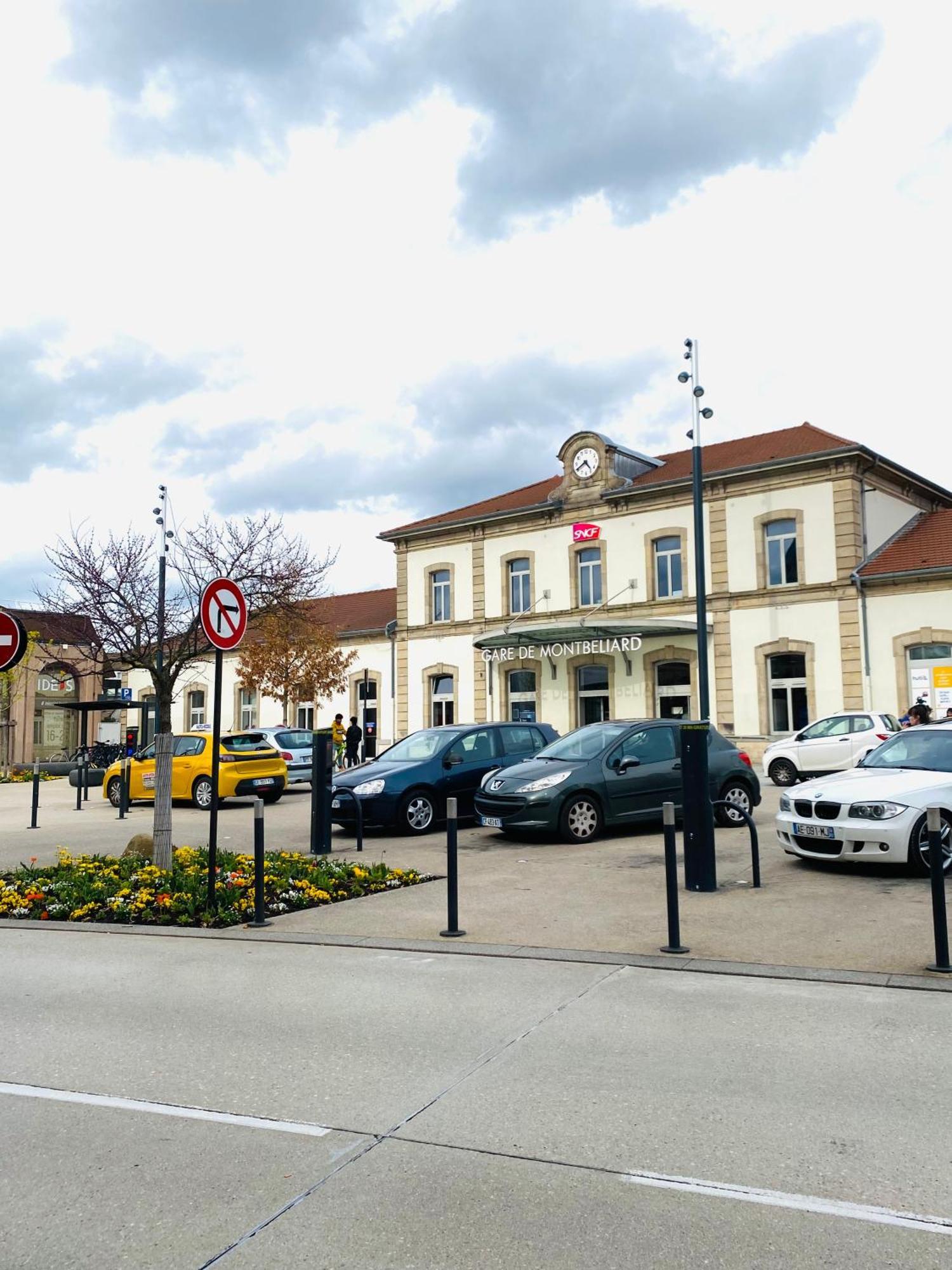 Superbe Cosy Et Atypique 3 Etoiles * Montbéliard
